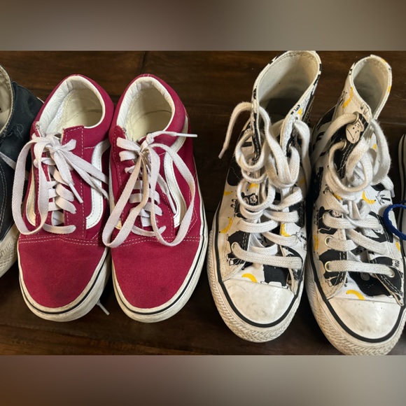 Set of FIVE pairs of shoes. Converse and Vans. Girls/Womens Size 5.5-6 Used/Worn - Picture 3 of 4